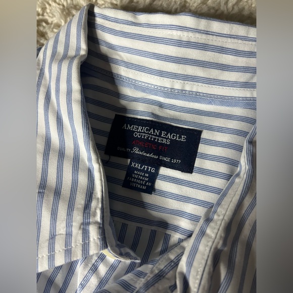Size XXL American Eagle Classic Men's Button up - Picture 2 of 8